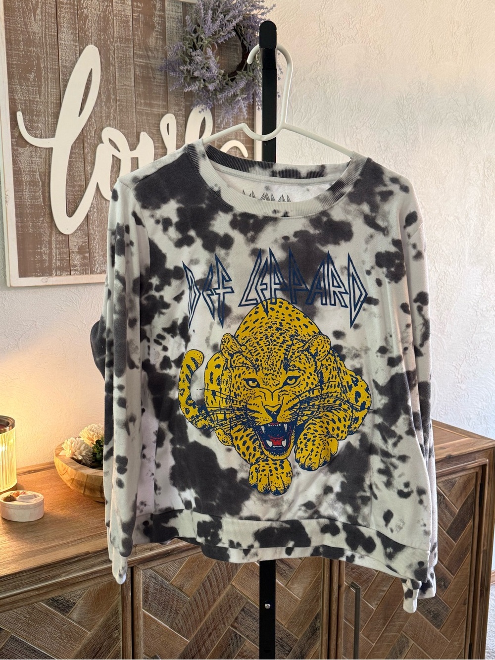 Def Leppard Graphic Tie-Dye Sweatshirt - Black & White with Yellow Leopard